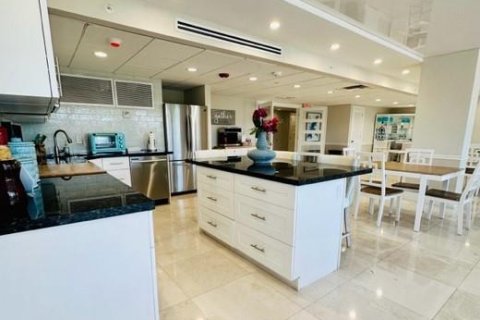 Condominio en venta en Hillsboro Beach, Florida, 2 dormitorios, 123.56 m2 № 919800 - foto 12