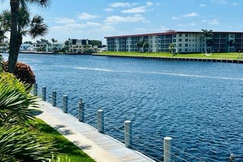 Copropriété à vendre à Hillsboro Beach, Floride: 2 chambres, 123.56 m2 № 919800 - photo 16