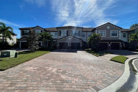 Touwnhouse à vendre à Bradenton, Floride: 3 chambres, 182.83 m2 № 1304073 - photo 4