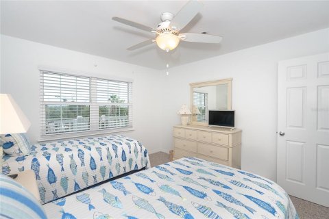 Condo in Placida, Florida, 2 bedrooms  № 916434 - photo 19