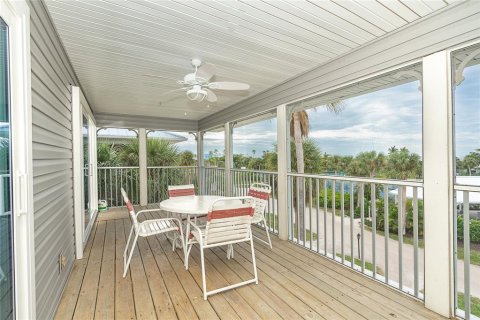 Condo in Placida, Florida, 2 bedrooms  № 916434 - photo 13