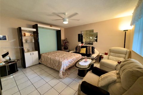 Condominio en venta en Miami, Florida, 1 dormitorio, 63.92 m2 № 1437091 - foto 7