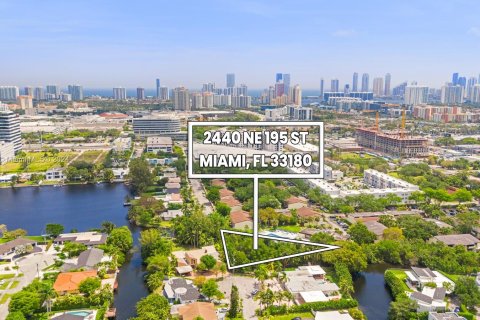 Купить земельный участок в Майами, Флорида № 1101968 - фото 4