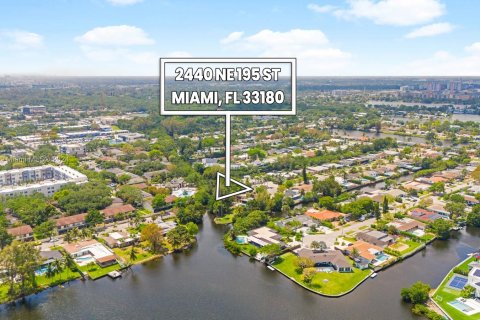 Купить земельный участок в Майами, Флорида № 1101968 - фото 5
