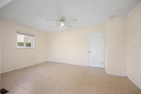 Villa ou maison à vendre à North Port, Floride: 3 chambres, 113.81 m2 № 807872 - photo 21