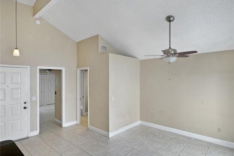 Touwnhouse à vendre à Casselberry, Floride: 2 chambres, 109.9 m2 № 1392133 - photo 9