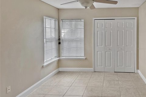 Townhouse in Casselberry, Florida 2 bedrooms, 109.9 sq.m. № 1392133 - photo 14