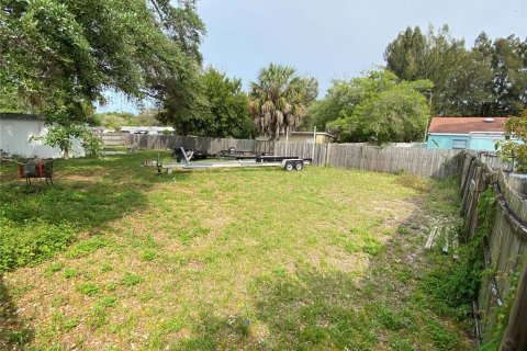 Terreno en venta en Saint Petersburg, Florida № 1373656 - foto 1