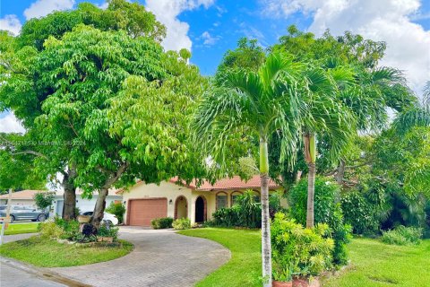 Casa en venta en Coral Springs, Florida, 4 dormitorios, 167.97 m2 № 1329876 - foto 7