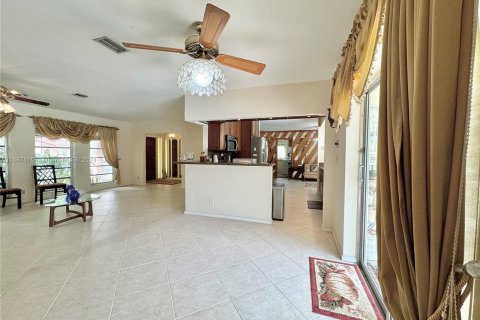 Villa ou maison à vendre à Coral Springs, Floride: 4 chambres, 167.97 m2 № 1329876 - photo 22