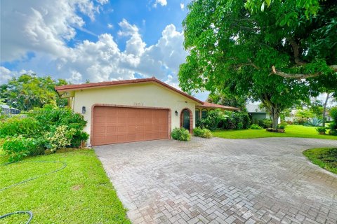 Villa ou maison à vendre à Coral Springs, Floride: 4 chambres, 167.97 m2 № 1329876 - photo 8