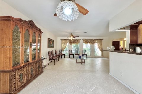 Villa ou maison à vendre à Coral Springs, Floride: 4 chambres, 167.97 m2 № 1329876 - photo 19