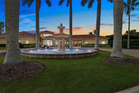 Copropriété à vendre à Punta Gorda, Floride: 2 chambres, 125.51 m2 № 1193785 - photo 2