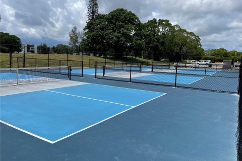 Condo in Deerfield Beach, Florida, 1 bedroom  № 1172630 - photo 20