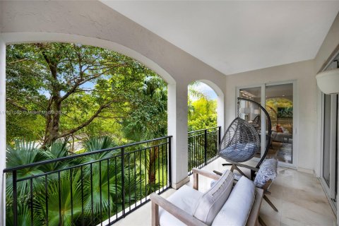 Copropriété à vendre à Aventura, Floride: 3 chambres, 241.08 m2 № 1269989 - photo 12