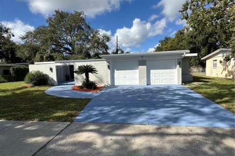 Casa en venta en Orlando, Florida, 4 dormitorios, 140.93 m2 № 1427106 - foto 2