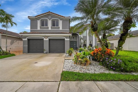 Villa ou maison à vendre à Davie, Floride: 4 chambres, 250.84 m2 № 1377054 - photo 2