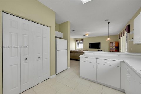 Villa ou maison à vendre à Davie, Floride: 4 chambres, 250.84 m2 № 1377054 - photo 18