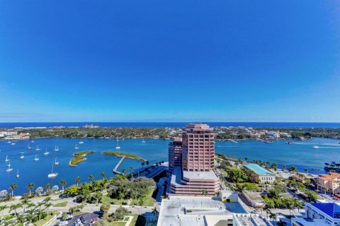 Condominio en venta en West Palm Beach, Florida, 1 dormitorio, 73.02 m2 № 871785 - foto 1