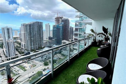 Copropriété à vendre à Miami, Floride: 2 chambres, 103.86 m2 № 1272549 - photo 2