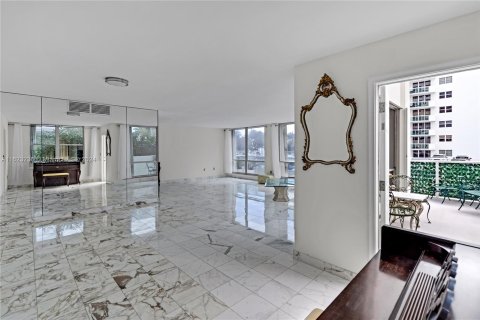 Copropriété à vendre à Hollywood, Floride: 2 chambres, 173.54 m2 № 1272595 - photo 27