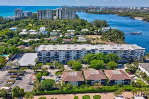 Copropriété à vendre à Boca Raton, Floride: 2 chambres, 85.47 m2 № 1136460 - photo 16