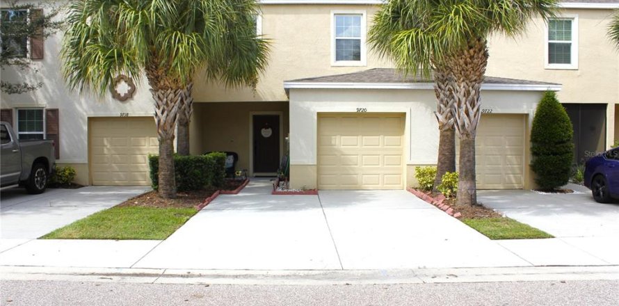 Townhouse in Gibsonton, Florida 3 bedrooms, 137.31 sq.m. № 1368327