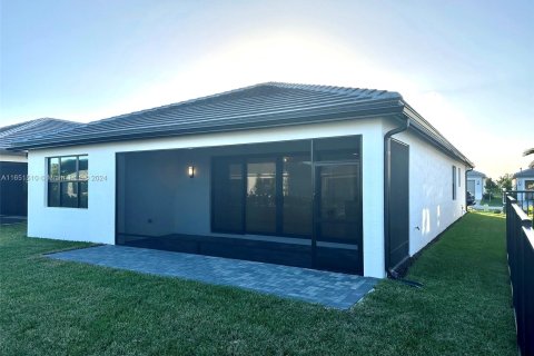 Casa en venta en Port St. Lucie, Florida, 3 dormitorios, 162.76 m2 № 1333695 - foto 5