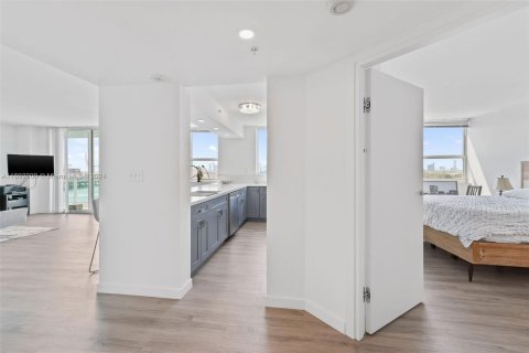 Condominio en venta en Miami Beach, Florida, 2 dormitorios, 106.56 m2 № 1441708 - foto 17