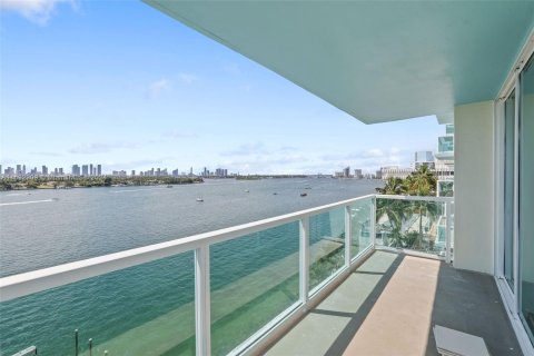 Condominio en venta en Miami Beach, Florida, 2 dormitorios, 106.56 m2 № 1441708 - foto 7