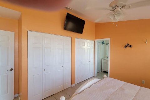 Casa en venta en Cape Coral, Florida, 3 dormitorios, 106.65 m2 № 500070 - foto 16