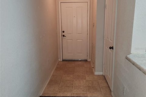 Condo in Haines City, Florida, 2 bedrooms  № 969082 - photo 3