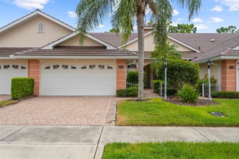 Casa en venta en North Port, Florida, 2 dormitorios, 136.38 m2 № 1369336 - foto 1