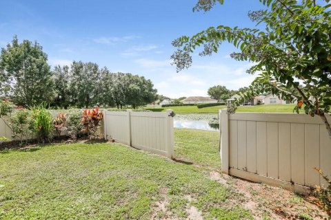 Villa ou maison à louer à Apollo Beach, Floride: 3 chambres, 141.68 m2 № 1369298 - photo 16