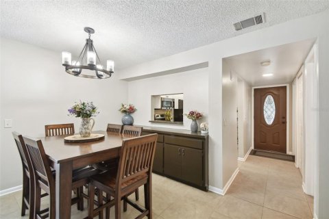 Touwnhouse à vendre à Tampa, Floride: 2 chambres, 132.29 m2 № 1368582 - photo 10