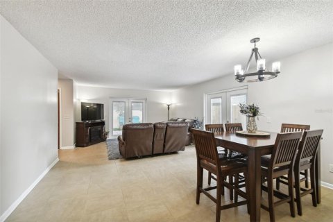 Touwnhouse à vendre à Tampa, Floride: 2 chambres, 132.29 m2 № 1368582 - photo 8