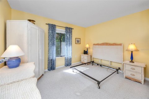 Condo in Tarpon Springs, Florida, 2 bedrooms  № 1376563 - photo 29