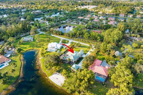 Villa ou maison à vendre à West Palm Beach, Floride: 5 chambres, 398.36 m2 № 987480 - photo 18