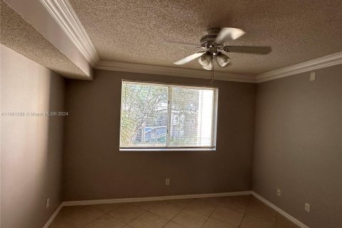 Copropriété à louer à Tamarac, Floride: 1 chambre, 57.13 m2 № 1367620 - photo 7