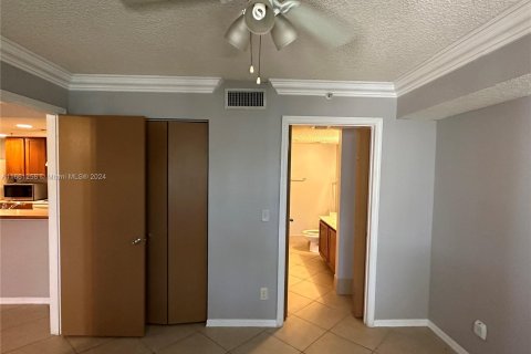 Copropriété à louer à Tamarac, Floride: 1 chambre, 57.13 m2 № 1367620 - photo 9