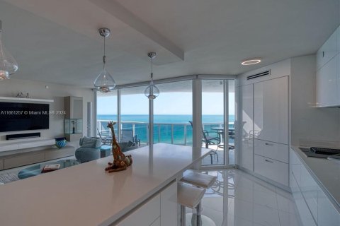 Copropriété à louer à Sunny Isles Beach, Floride: 2 chambres, 142.14 m2 № 1367621 - photo 7