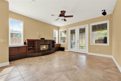 Townhouse in Winter Park, Florida 2 bedrooms, 167.97 sq.m. № 1365147 - photo 16