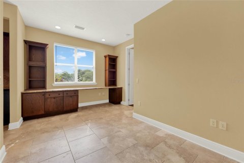 Townhouse in Winter Park, Florida 2 bedrooms, 167.97 sq.m. № 1365147 - photo 22