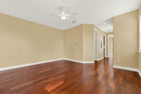 Townhouse in Winter Park, Florida 2 bedrooms, 167.97 sq.m. № 1365147 - photo 23