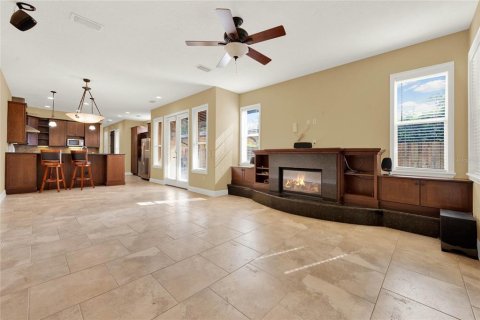 Townhouse in Winter Park, Florida 2 bedrooms, 167.97 sq.m. № 1365147 - photo 17