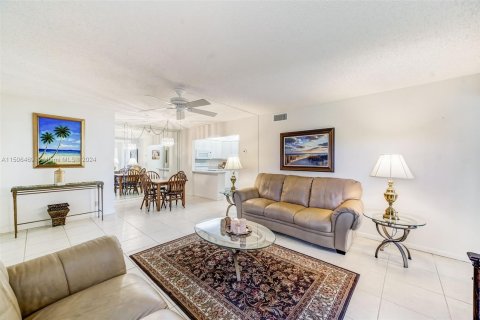 Condominio en venta en Greenacres, Florida, 2 dormitorios, 87.05 m2 № 929301 - foto 7