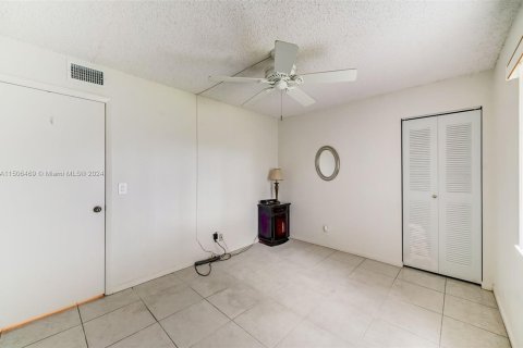 Condominio en venta en Greenacres, Florida, 2 dormitorios, 87.05 m2 № 929301 - foto 19