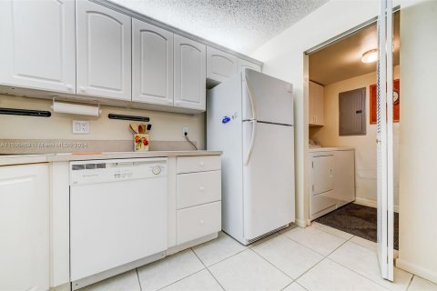 Condominio en venta en Greenacres, Florida, 2 dormitorios, 87.05 m2 № 929301 - foto 10