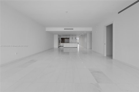 Condo in Miami, Florida, 3 bedrooms  № 1328422 - photo 9