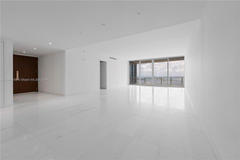 Copropriété à vendre à Miami, Floride: 3 chambres, 328.5 m2 № 1328422 - photo 5